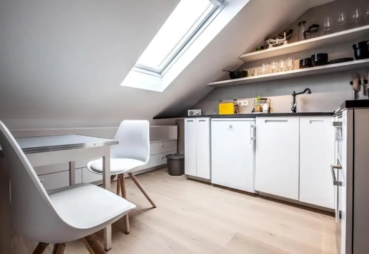 2 Bedrooms Apartment
