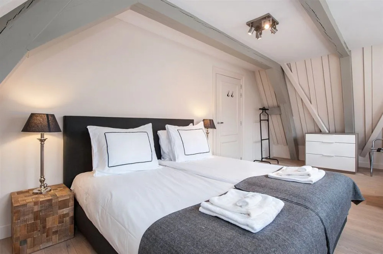 Cityden Canal Serviced Apartments