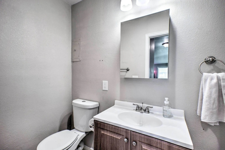 Centrally Located Aurora Home w/ Covered Patio