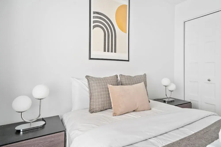 2251 Rue Lespérance