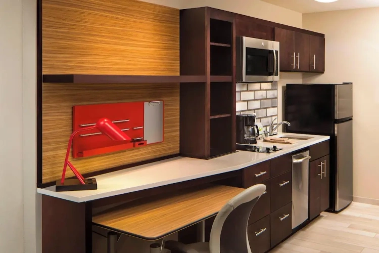 1 Bedroom Suite