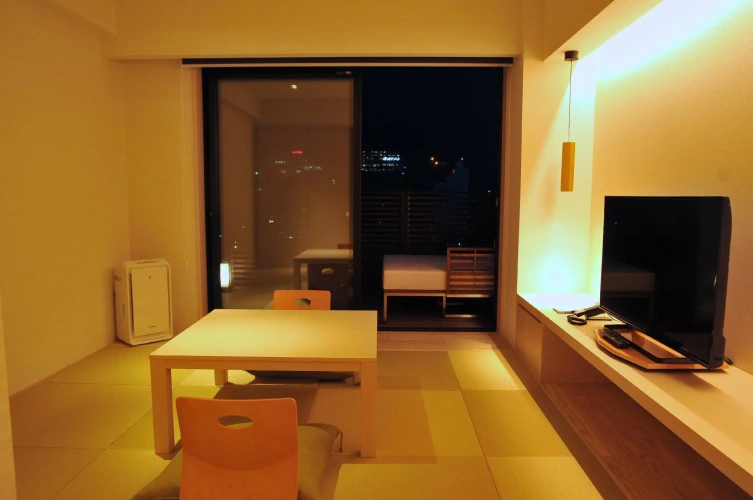 Standard Twin room with balcony
