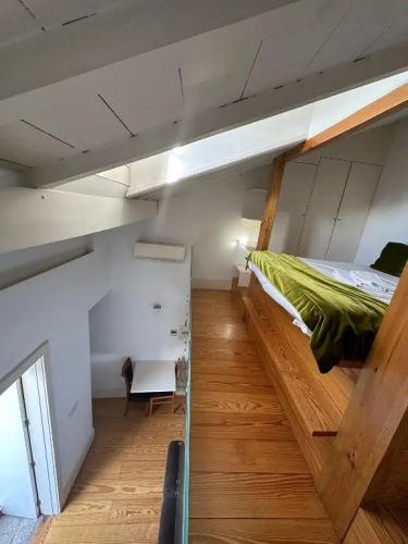 Guimaraes Studios Lounge