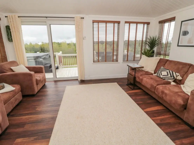 Woodland View Lodge