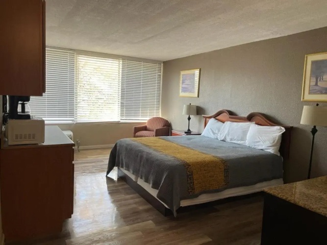 Rodeway Inn