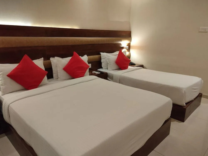 FabHotel Universal Garden