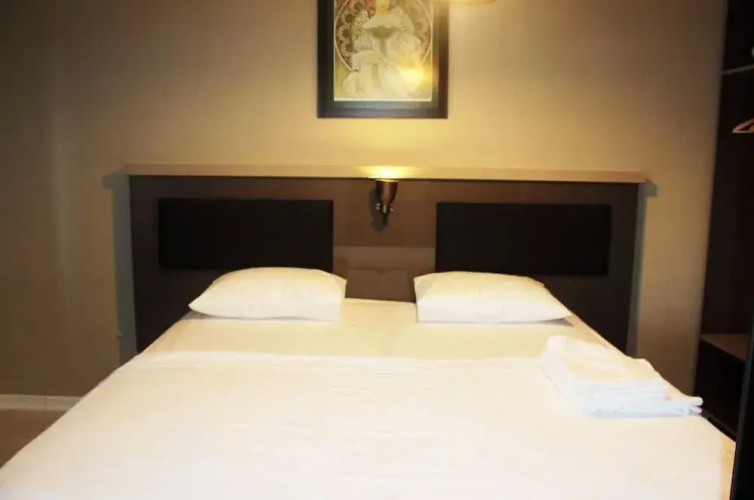 Maidos Hotel & Suites
