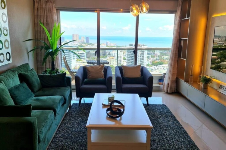 2 Bedrooms Apartment