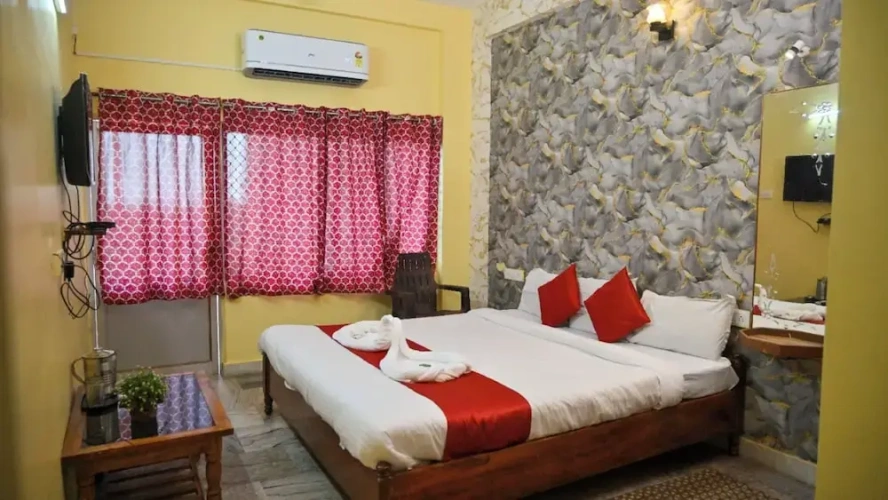 Superior Triple room