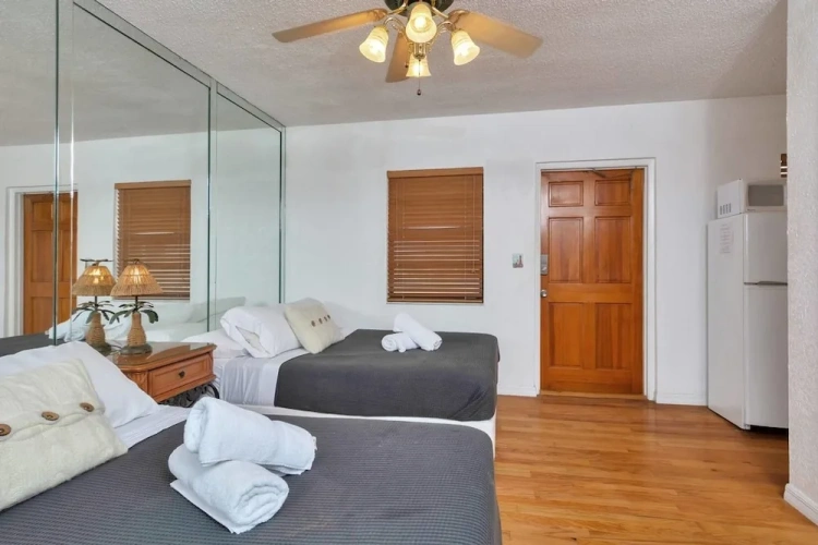 Quadruple Apartment