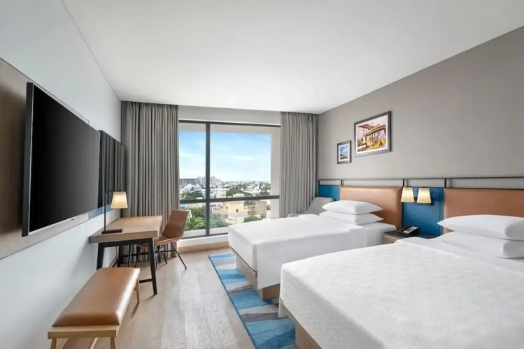 Executive Double Suite with city view