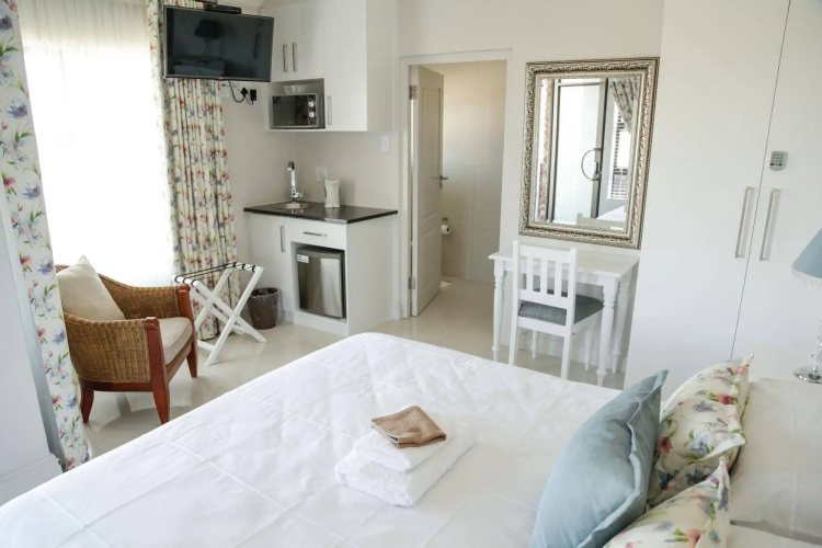 Hill Top Guest House