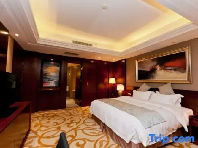 1 Bedroom Deluxe Suite