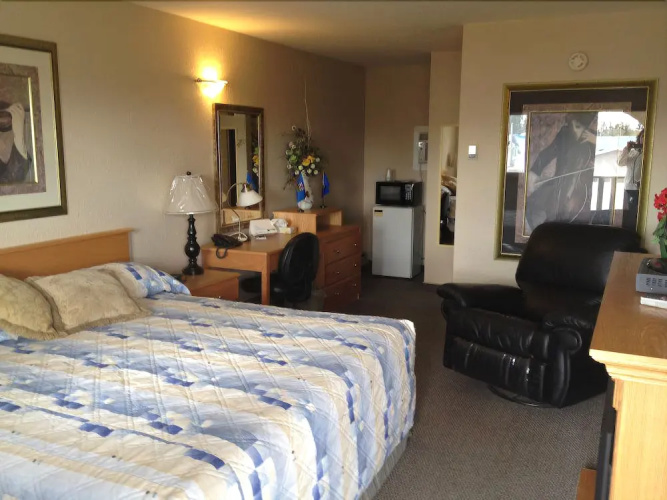 Grassland Motel