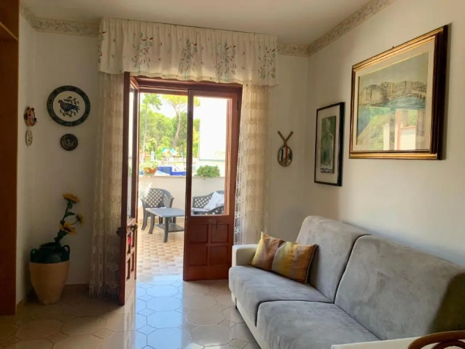 3 Bedrooms Cottage