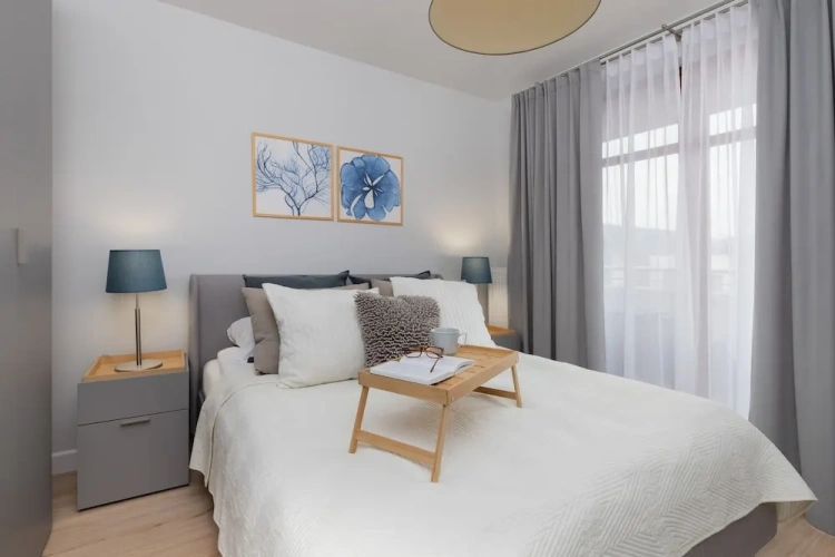 3 Bedrooms Apartment beachfront