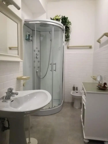 Comfort Quadruple Apartment with balcony and with park view