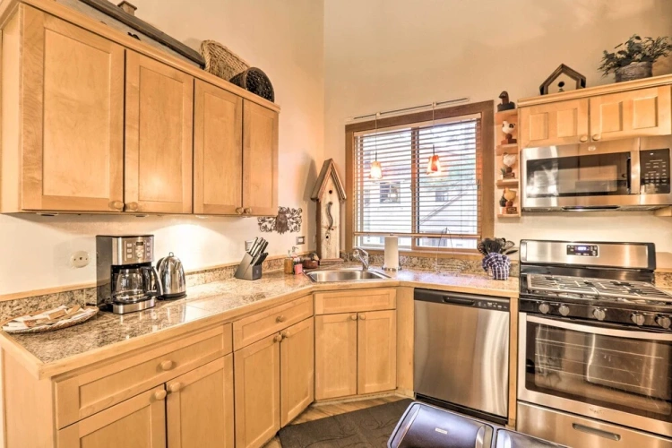 2 Bedrooms Apartment