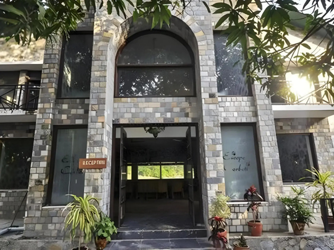 Escape Corbett Resort