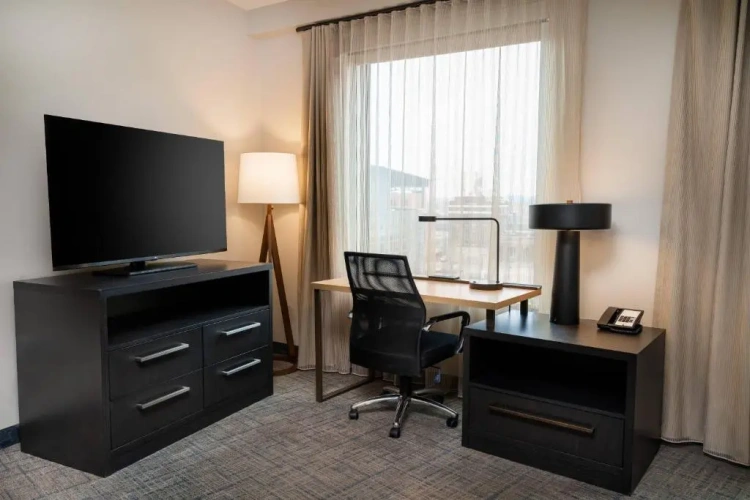 1 Bedroom Quadruple Suite