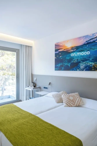 Classic Twin room with balcony