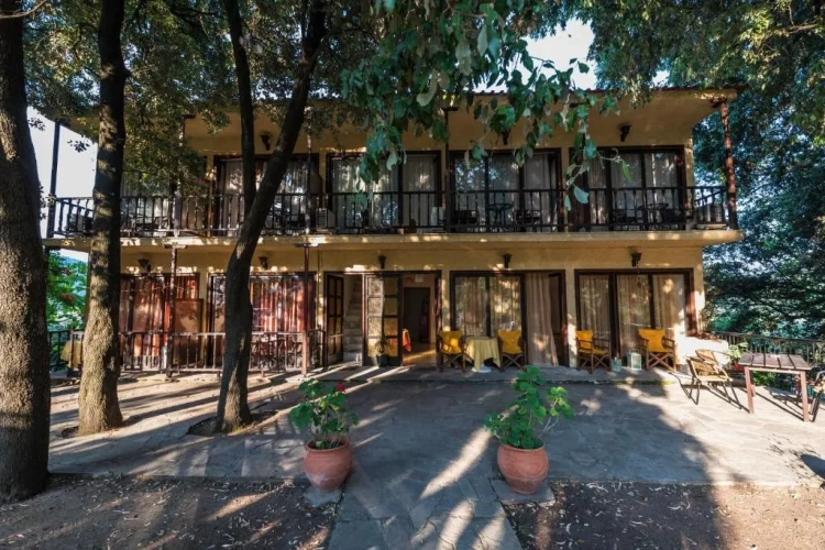 Family Studio with balcony and with view