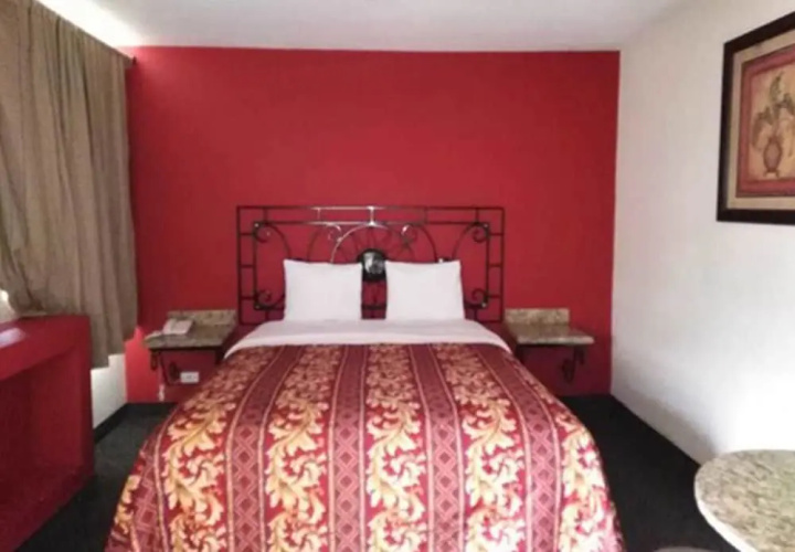Hotel El Descanso Inn