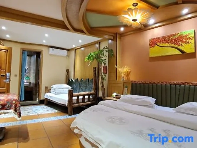 Standard Double room with courtyard view