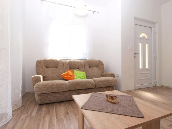 Apartment 1403