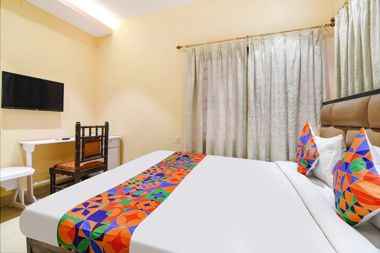 Fabhotel Aayash