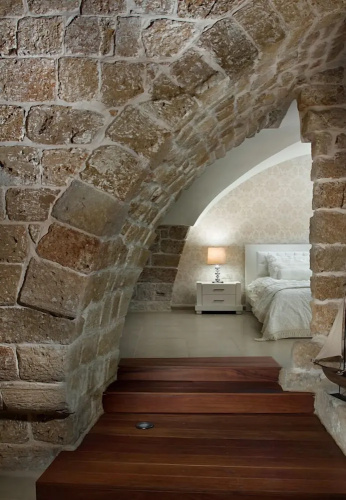 Lighthouse suite