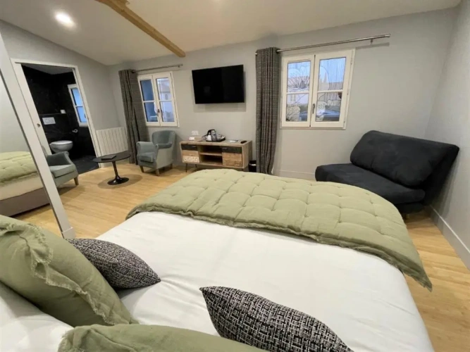 Deluxe Double room