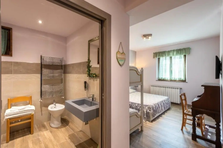 Standard Quadruple room