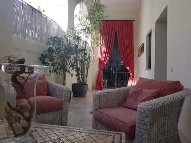 Deluxe Apartment