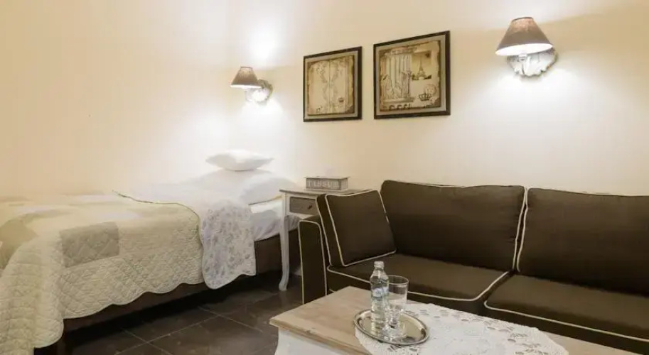 Villa Aurora