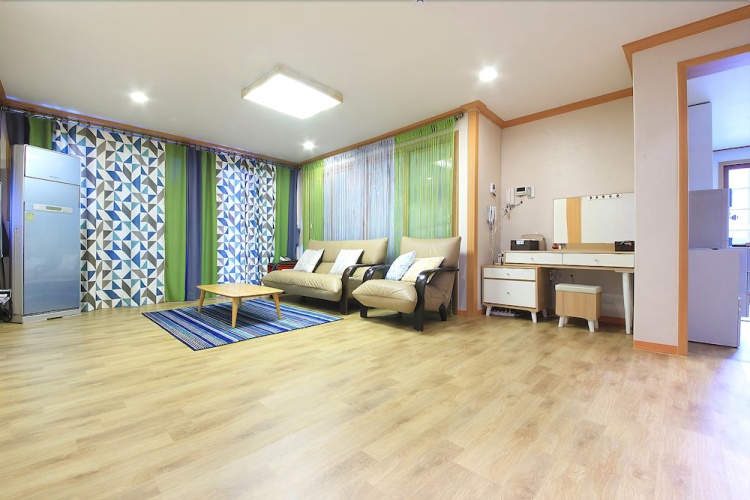 Guest rooms