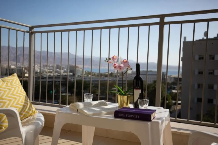 Junior Suite with balcony and with view