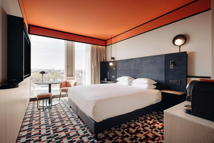DoubleTree by Hilton Amsterdam Centraal Station photo 10