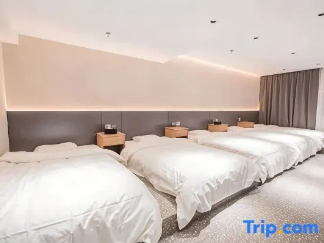 Standard Quintuple room
