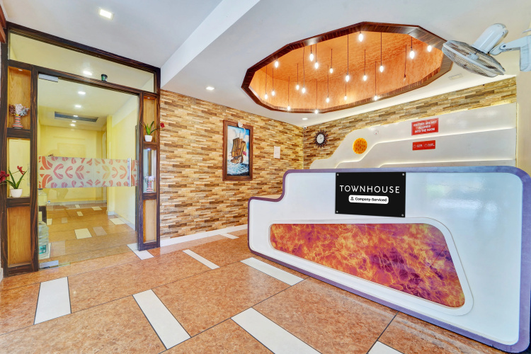 Super Townhouse Ernakulam North