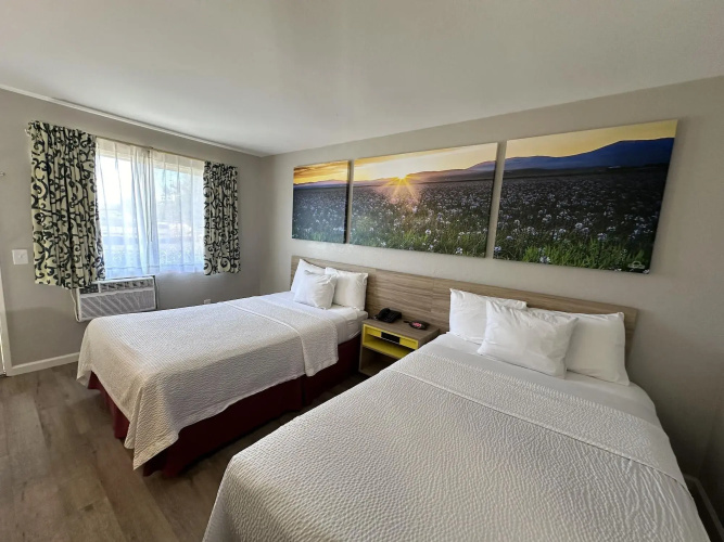Days Inn by Wyndham San Marcos