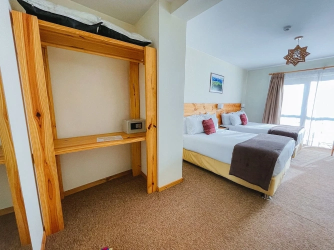 1 Bedroom Deluxe Double room with balcony and with city view