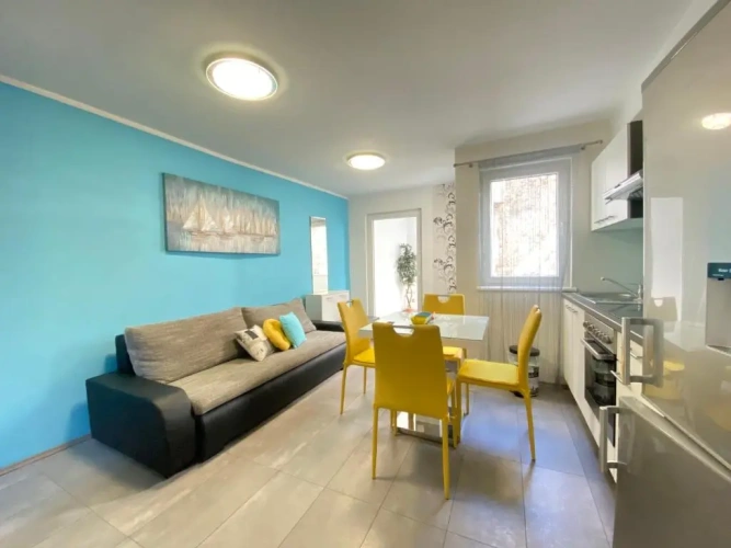 Apartment with balcony