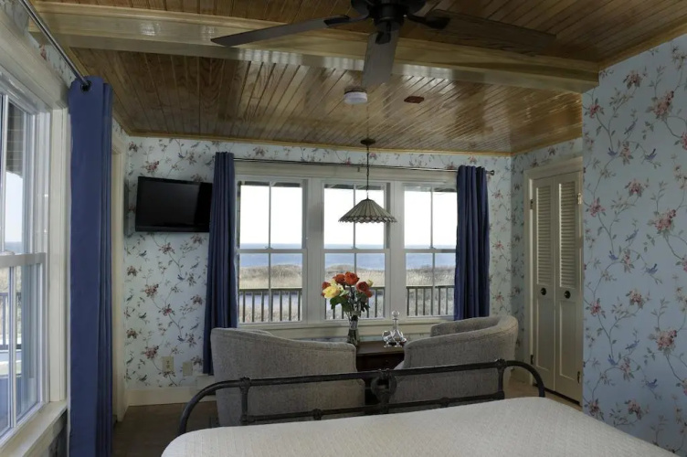 The 1661 Inn