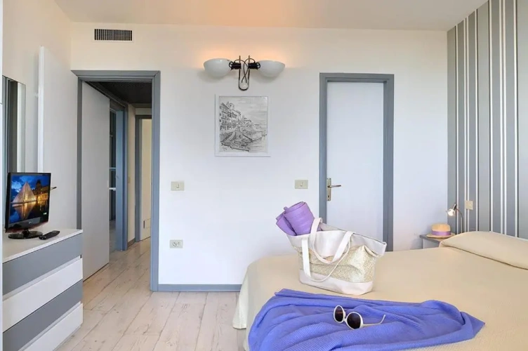 2 Bedrooms Apartment with balcony