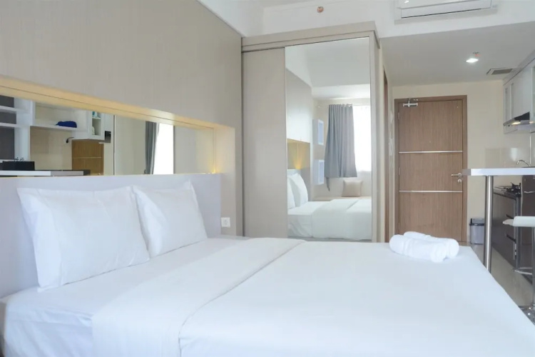 Minimalist Studio The Oasis Apartment Lippo Cikarang