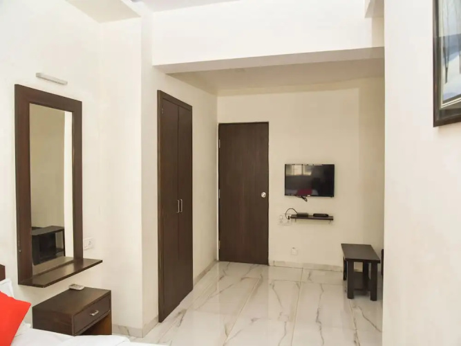 FabHotel Sahara Inn