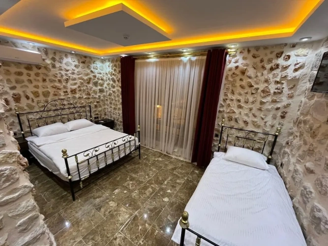 Classic Triple room