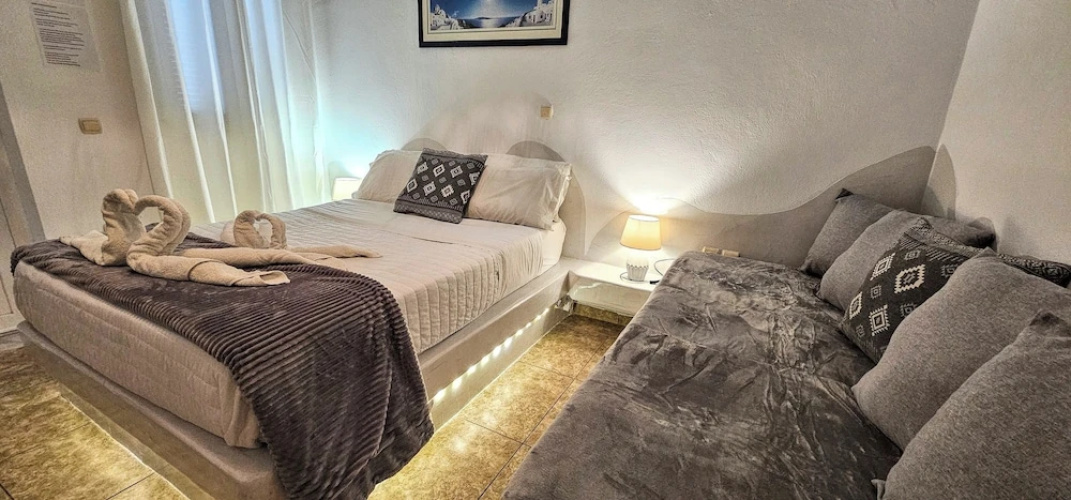 Room in Studio - Pleasure Studios2 Peson 3