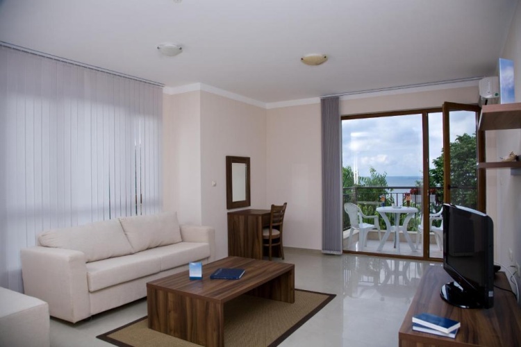 1 Bedroom Suite